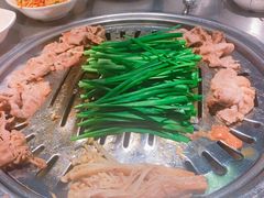 -韩聚屋韩国烤肉餐厅(新北万达店)