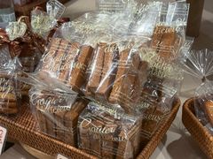 -CARINO BAKERY&CAFE(人广来福士店)