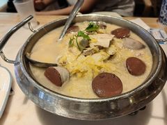 东北杀猪菜-老边饺子馆(金源店)