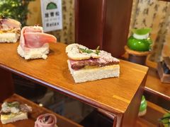 -行者书屋大堂吧 ·下午茶(南京圣和府邸酒店)