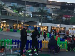 -宝龙城市广场1期-地下停车场