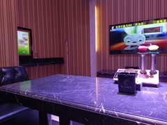 -皇马纯KTV·量贩·聚会(民治店)