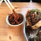 坛子肉是猪五花肉炖的特别烂还特别入味