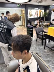 -藤野造型·专业烫染店