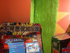 -不可思议减压馆·解压博物馆·摔碗发泄·团建定制