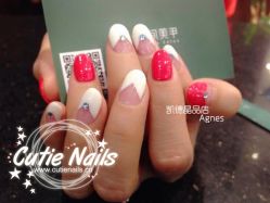 952283071-悦指间美甲美睫