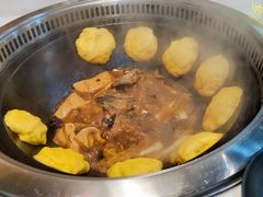 -哈尔滨烧烤·山河村铁锅炖(交大店)