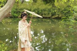 -梦回汉唐汉服旗袍体验馆(拙政园店)