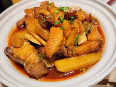 鳇鱼炖土豆-六泰居·尔滨地标·东北菜(黄河路店)