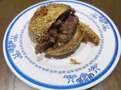 烧饼夹烧牛羊肉-老爆肚满五香烧牛羊肉