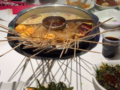 -佰人王串串香火锅(洋珠巷店)