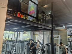 -LikingFit24小时健身•普拉提(张江店)