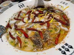 -渔语鱼酸菜鱼新川菜(来福士店)