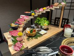 -山川小町·极番烧肉(新地假日广场店)