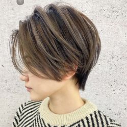 -镁连社·美联社