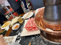 -楼外楼大刀肉传统火锅居(繁荣路店)