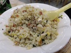 炒饭-江城燕子大排档(江汉路步行街店)