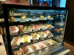 面包甜点陈列柜-麦当劳(杭州西湖银泰百货店)
