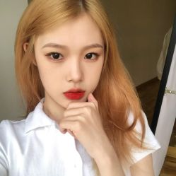 -ON STAR SALON