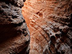 -天山神秘大峡谷