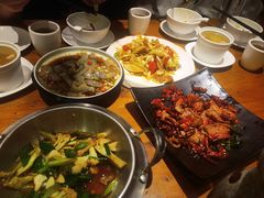 -隔壁老王·家常云南菜(花巷店)