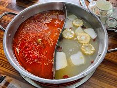 -周良天山牛杂城(天山路总店)