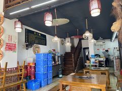 大堂-牛一锅正宗凯里老街酸汤牛肉(尚礼路店)