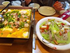 -自贡盐帮菜·玩辣餐厅(樱花园西街店)