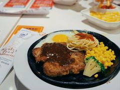明星菲力牛排-汤姆家的牛排意面披萨(新城市广场店)