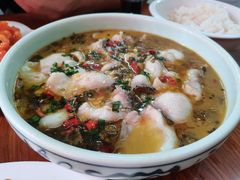 -胡子饮食店