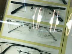 -视野联行眼镜·蔡司·控优点授权(长白万象汇店)