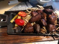 -穹六人间 people 6(岳阳路店)
