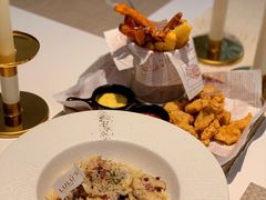 -露露家咖啡店