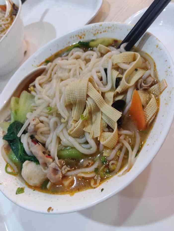 北京物资学院-3食堂-"西红柿炒鸡蛋非常好吃,面条也挺好吃的 ,.