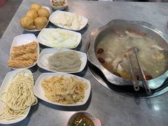 -光头药膳鸡(莱茵小镇店)