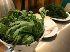 -胡须佬鸡煲四季火锅店(石厦西村直营店)