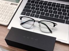 -回瑞眼镜·蔡司·依视路官方授权店(广益路万达店)