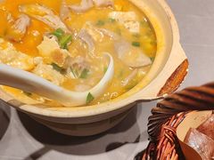 -东口码头·烧鸽子·鱼头泡饼·地方菜(金鹰悦城店)