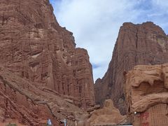 -天山神秘大峡谷