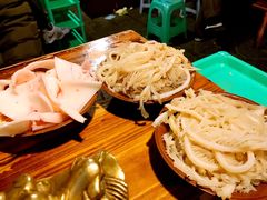 -黄潇洒老火锅(九眼桥宏济巷店)