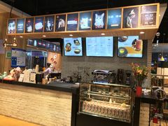 -藏猫猫咖啡主题馆(中央大道店)