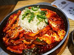 炒鱿鱼-姜虎东白丁烤肉(虹桥天地店)