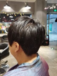 -时尚殿堂明星门店