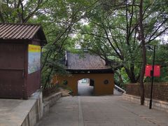 -灵岩山风景区