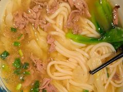 -鑫花溪牛肉米粉(凤凰街创始总店)