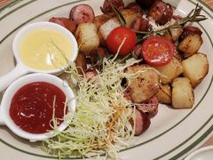 -玛格萝妮比萨屋(四平店)