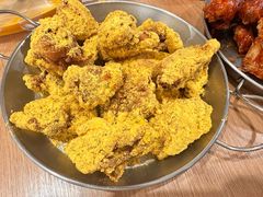 -BHC炸鸡(明洞总店)