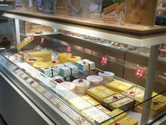面包甜点陈列柜-好利来(四惠店)
