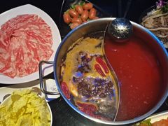 -唯爱KTV聚会餐厅(仙林东城汇店)