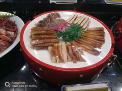 -万重锦·人文川菜馆(骡马市店)